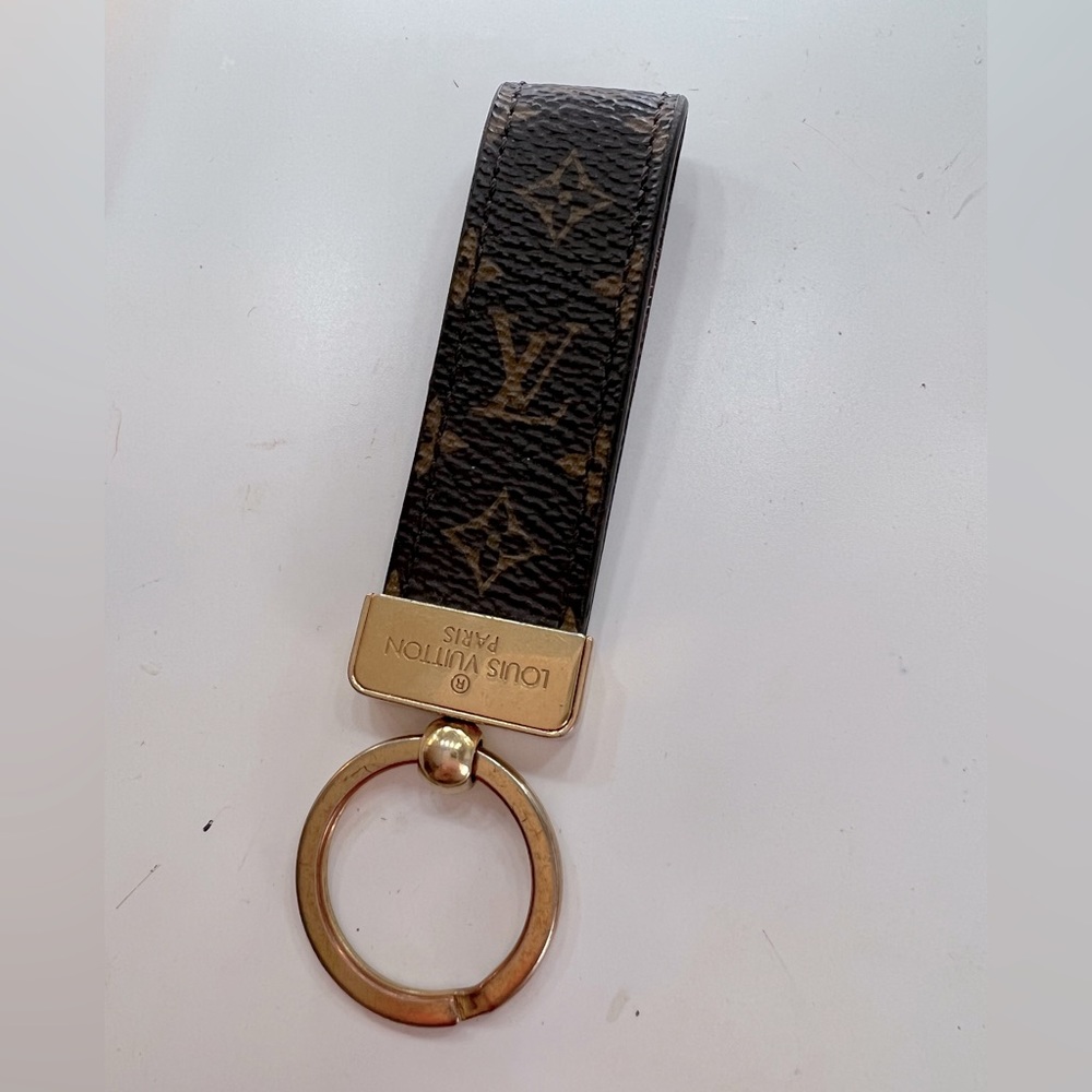 Louis Vuitton Dragonne key holder